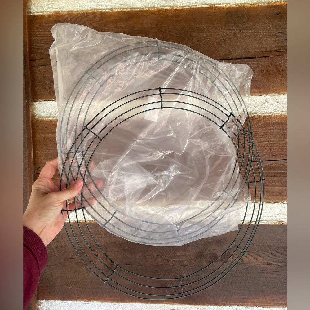 Wire Wreath Froms